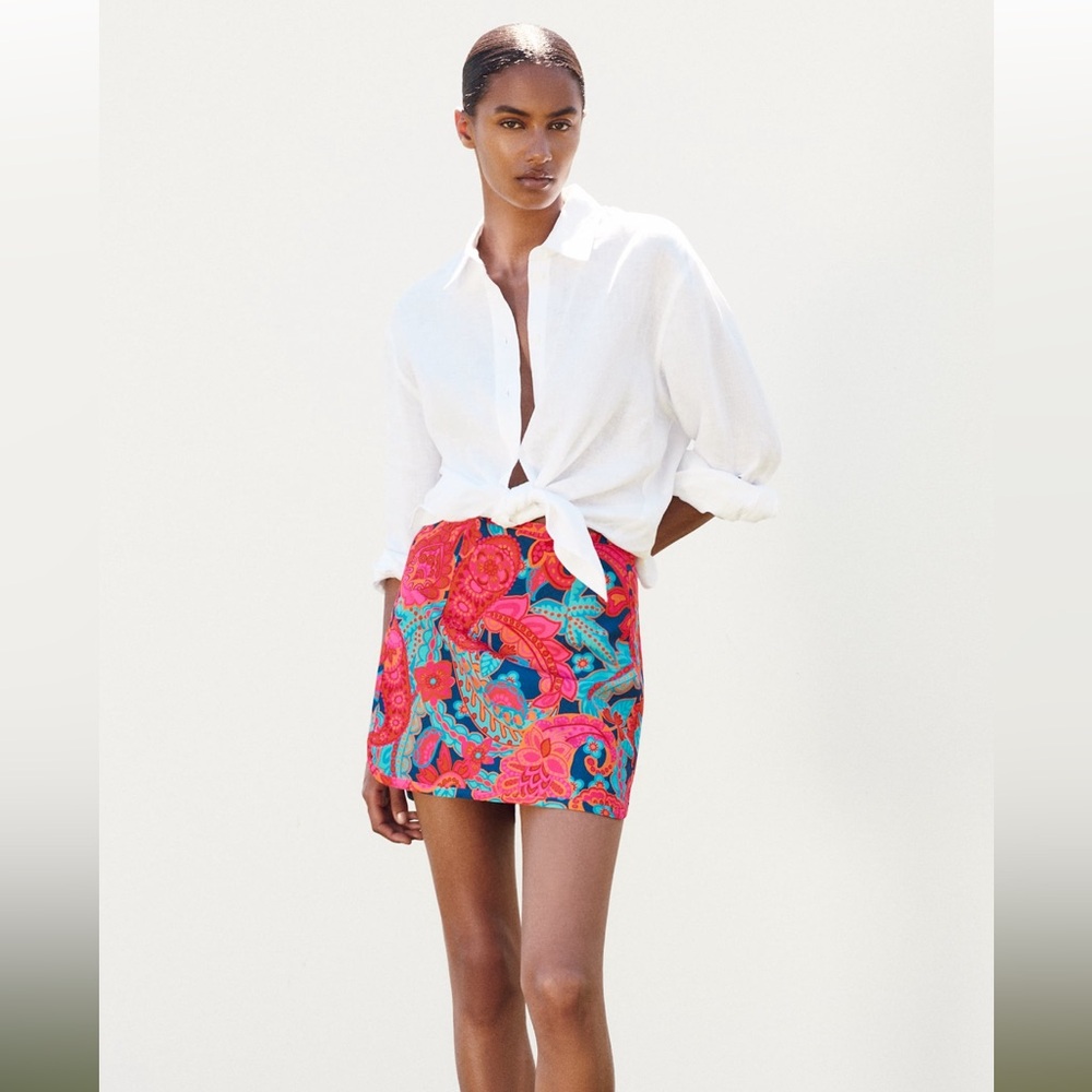 Zara mini skirt. Short. New with tags. Size small.